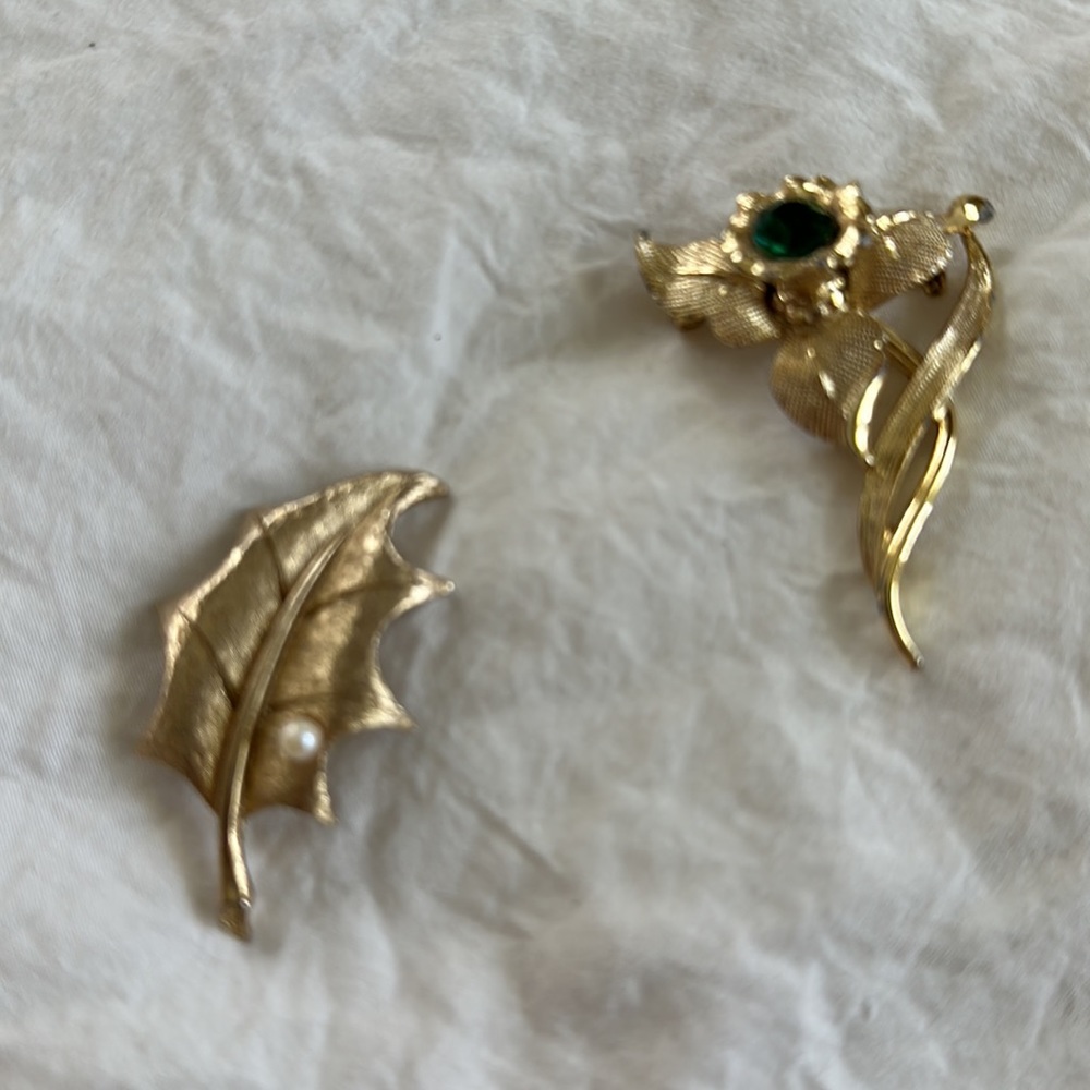 Pin - Picture 4 of 4